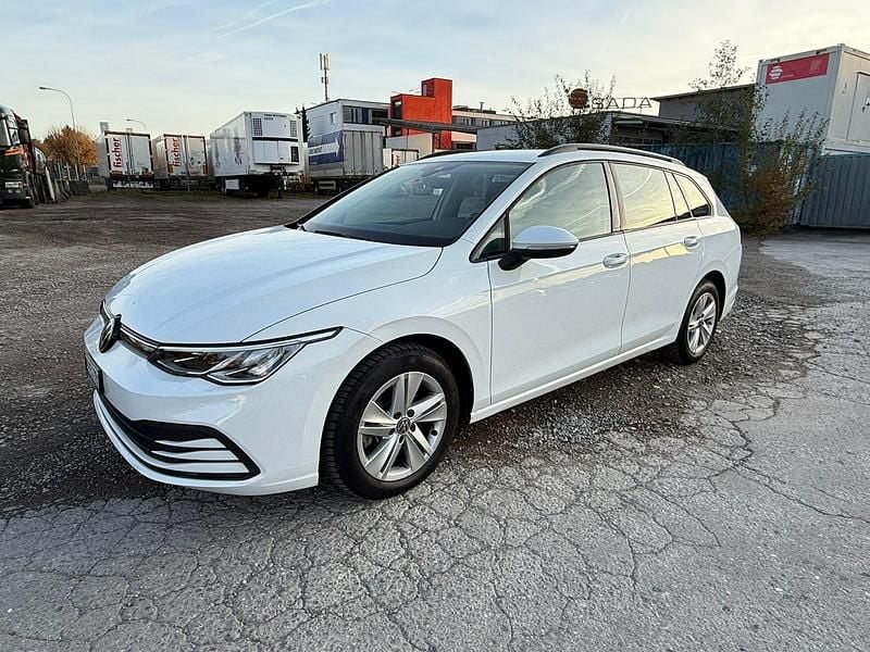 Gebraucht VW Golf VIII Life 115 PS (84 kW) 2022 Kombi