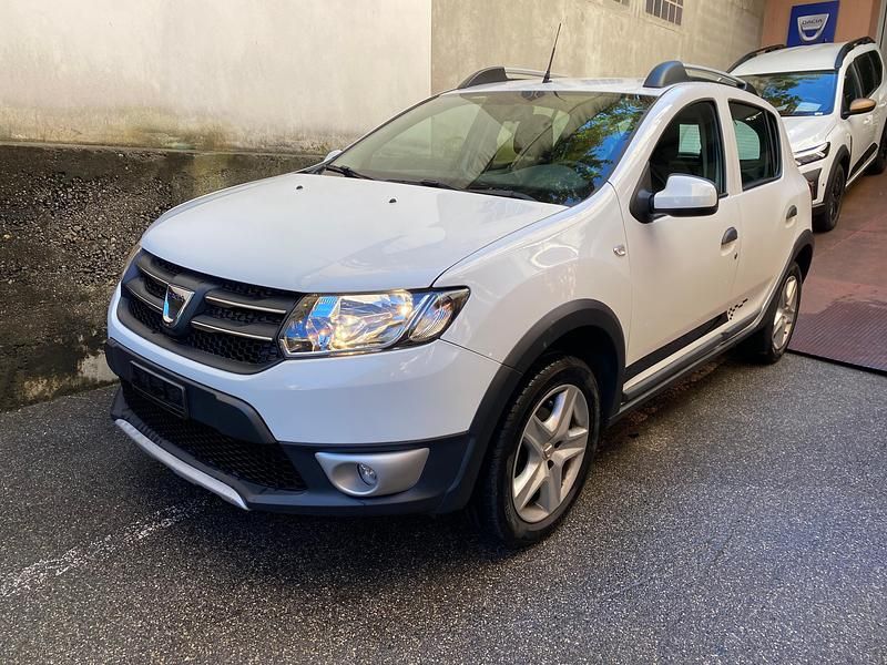 Gebraucht 2016 Dacia Sandero Lauréate Kleinwagen | CHF 7’800 (Fairer Preis) - Bild 1/4