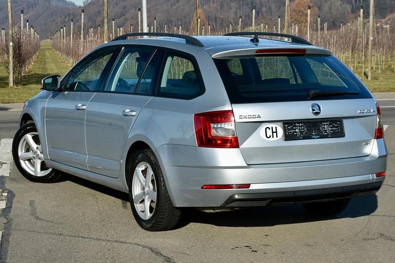 Gebraucht Skoda Octavia Ambition 184 PS (135 kW) 2020 Kombi
