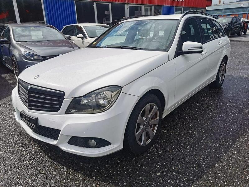 Gebraucht Mercedes C200 Elegance 136 PS (100 kW) 2013 Kombi