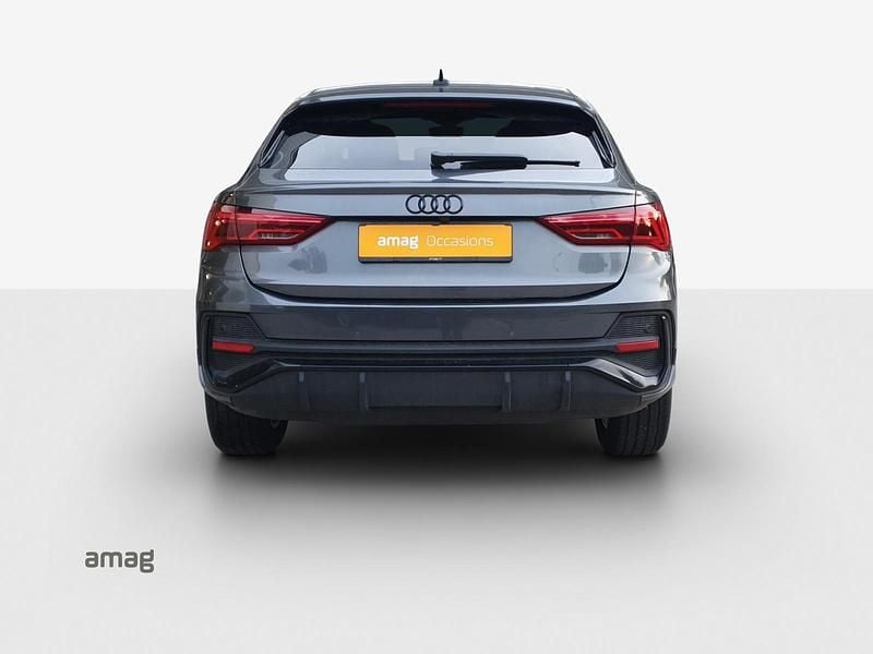 Gebraucht Audi Q3 Sportback Attraction 150 PS (110 kW) 2023 Daytonagrau perleffekt SUV