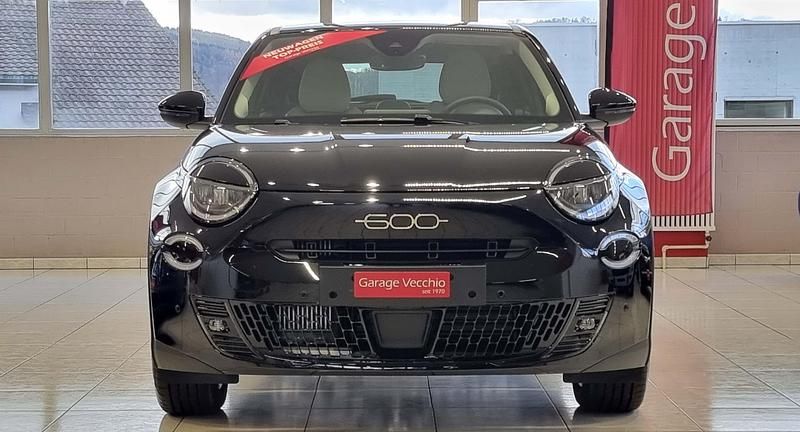 Neu 2025 Fiat 600 La Prima | CHF 30’990 (Etwas zu teuer) - Bild 1/4