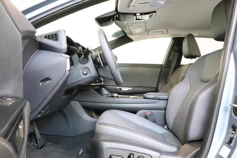 Gebraucht Lexus RZ 450e 230 kW (313 PS) 2023 Blau SUV