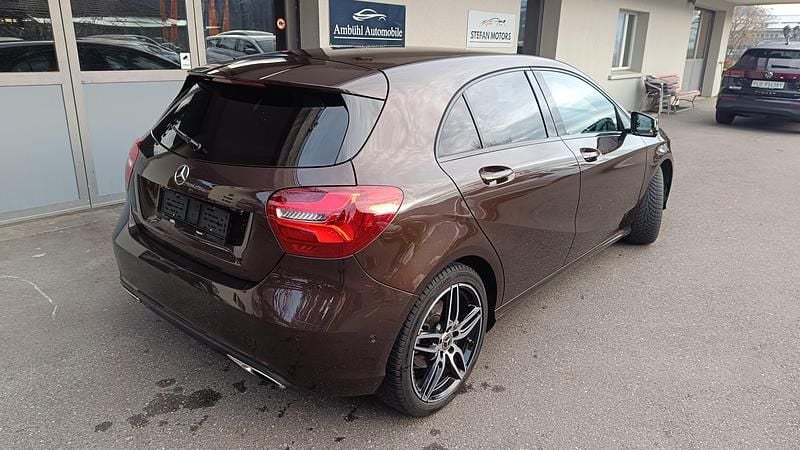Gebraucht Mercedes A200 Night 156 PS (114 kW) 2017