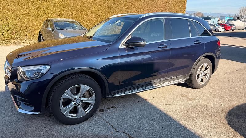 Gebraucht Mercedes GLC250 204 PS (150 kW) 2016