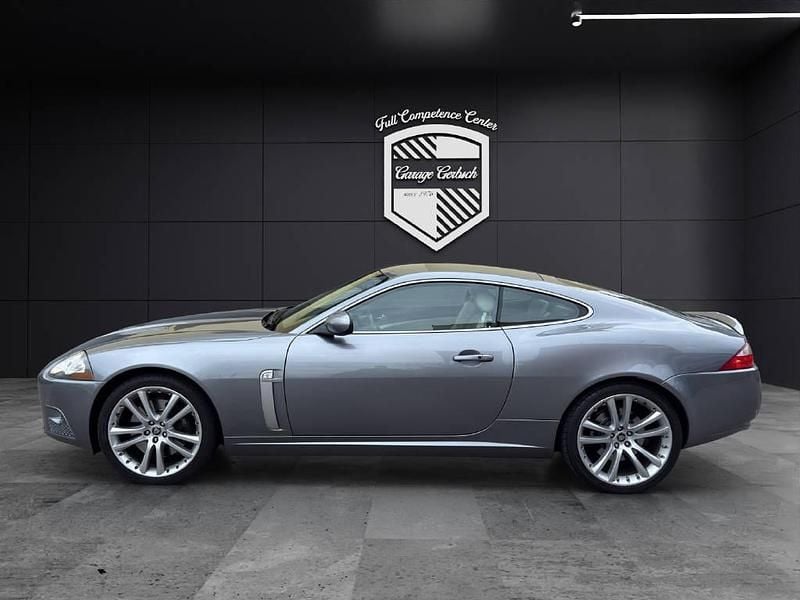 Grau Gebraucht 2007 Jaguar XKR Coupé | CHF 26’970 - Bild 1/4