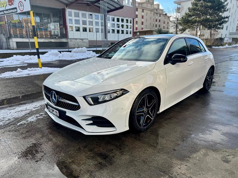 Gebraucht Mercedes A200 AMG line 163 PS (119 kW) 2020