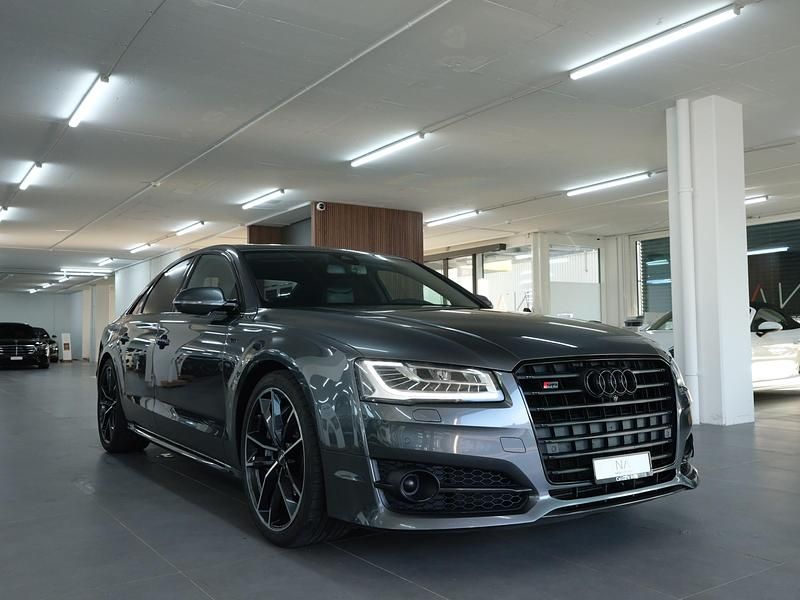 Gebraucht Audi S8 plus Design 605 PS (444 kW) 2018 Limousine