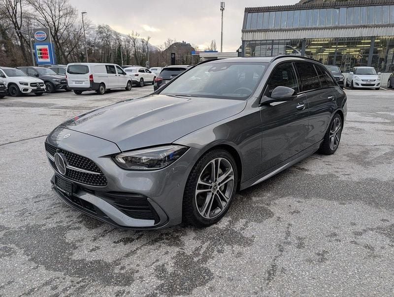 Gebraucht Mercedes C300e AMG line 258 PS (189 kW) 2023 Kombi