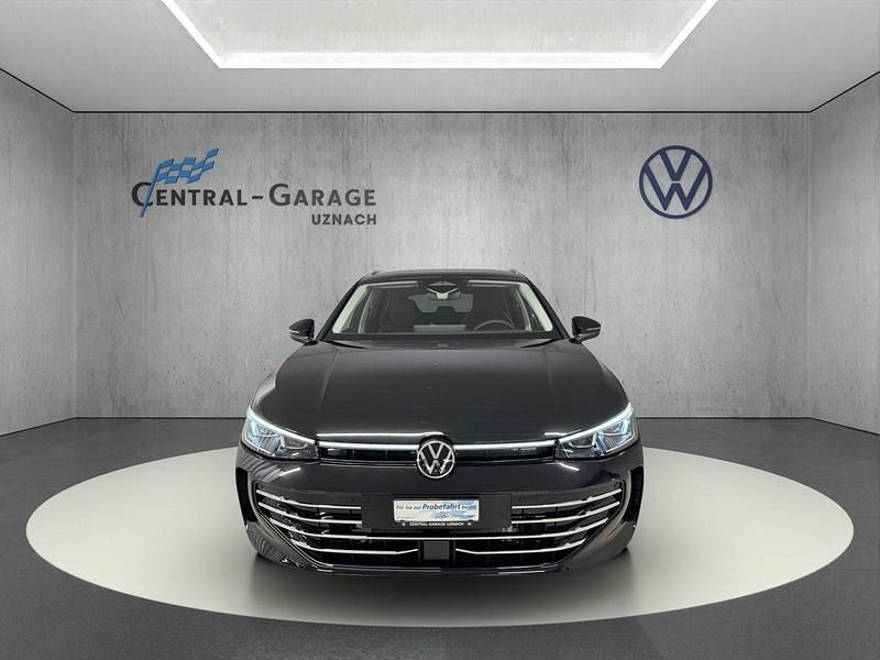 Neu VW Passat Elegance 193 PS (141 kW) 2025 Schwarz Kombi
