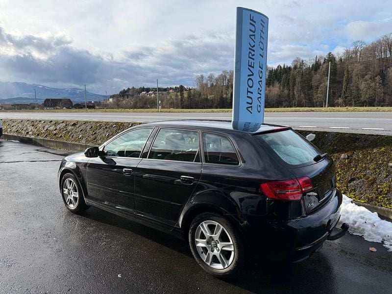 Gebraucht Audi A3 Attraction 105 PS (77 kW) 2013 Limousine