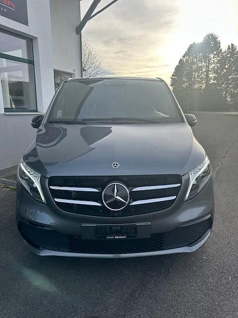 Gebraucht Mercedes V300 Edition 239 PS (175 kW) 2022 Van / Kleinbus