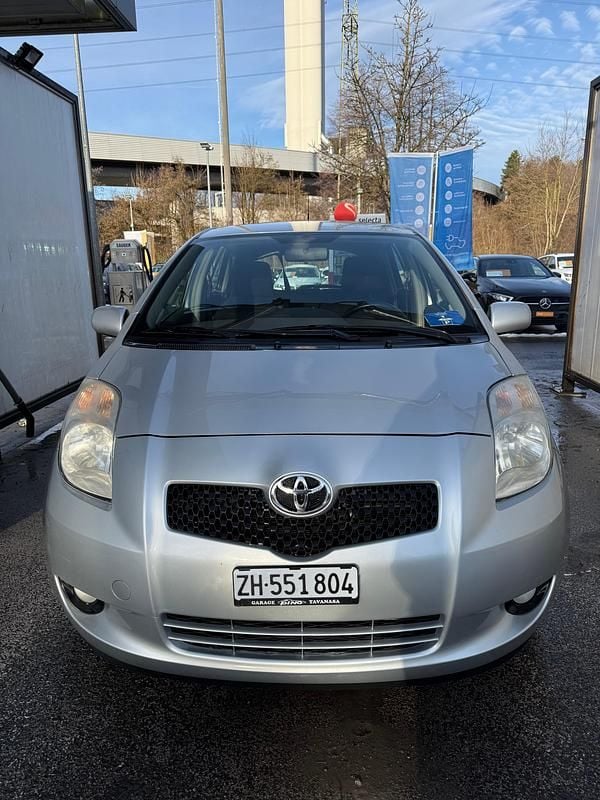Gebraucht 2008 Toyota Yaris Luna | CHF 3’700 (Guter Preis) - Bild 1/4