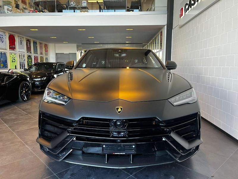 Gebraucht Lamborghini Urus 666 PS (489 kW) 2024 SUV