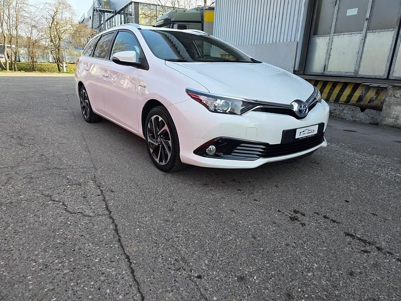 Gebraucht Toyota Auris Touring Sports Luna 136 PS (100 kW) 2016 Kombi