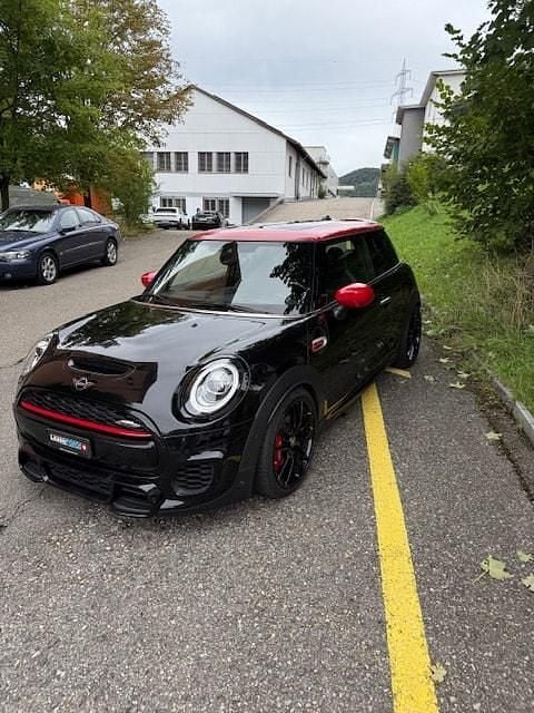 Gebraucht Mini John Cooper Works 231 PS (169 kW) 2019 Kleinwagen