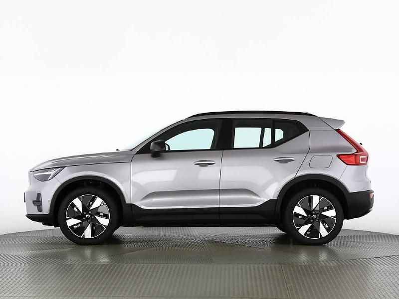 Neu Volvo EX40 Plus 185 kW (252 PS) 2025 Grau SUV