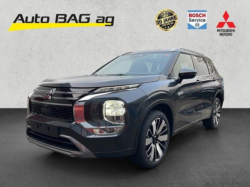 Neu 2025 Mitsubishi Outlander P-HEV Instyle SUV | CHF 66’480 (Etwas zu teuer) - Bild 1/4