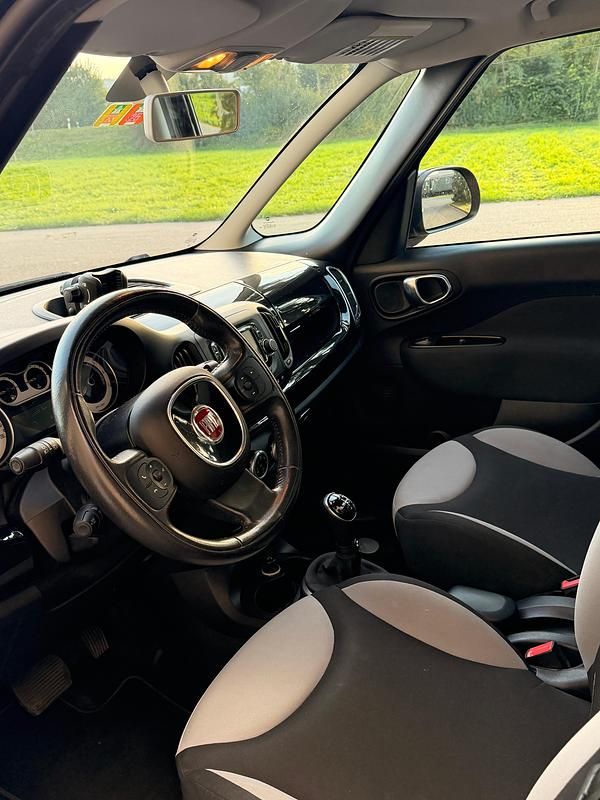 Gebraucht Fiat 500L Lounge 84 PS (61 kW) 2013 Van / Kleinbus