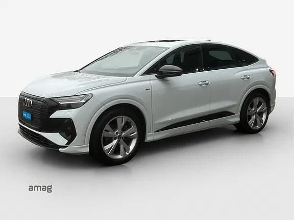 Gletscherweiss metallic Gebraucht 2022 Audi Q4 e-tron Ambiente SUV | CHF 32’990 (Superpreis) - Bild 1/4
