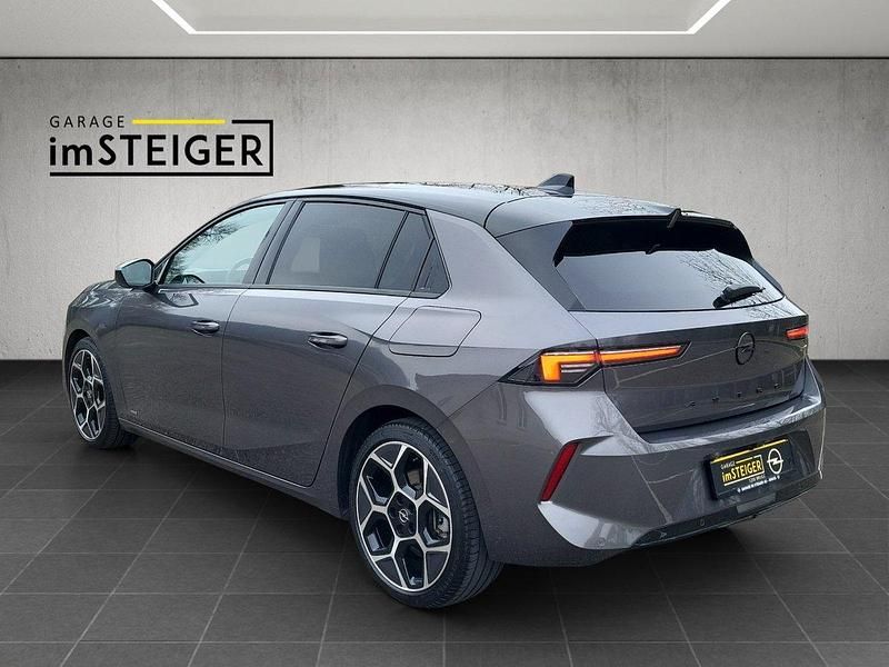 Gebraucht Opel Astra 181 PS (133 kW) 2022 Grau Limousine
