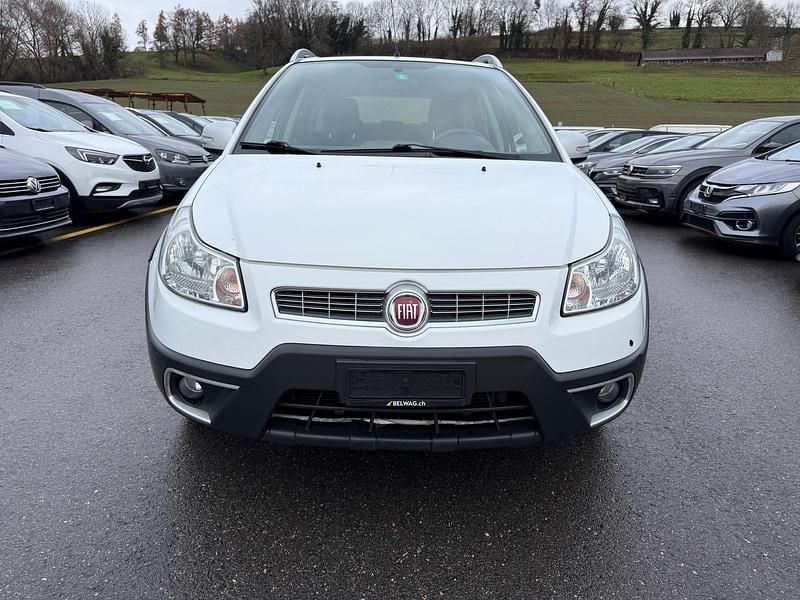 Gebraucht Fiat Sedici Dynamic 120 PS (88 kW) 2013 SUV