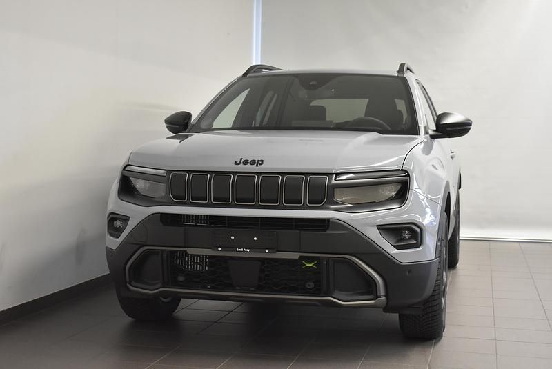 Grau Gebraucht 2025 Jeep Avenger Overland SUV | CHF 39’500 (Fairer Preis) - Bild 1/4