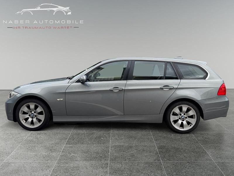 Gebraucht BMW 330 231 PS (169 kW) 2005 Kombi