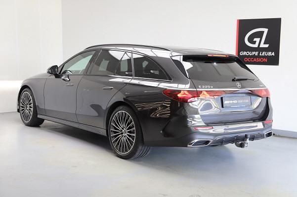 Gebraucht Mercedes E220 197 PS (144 kW) 2024 Grau Kombi