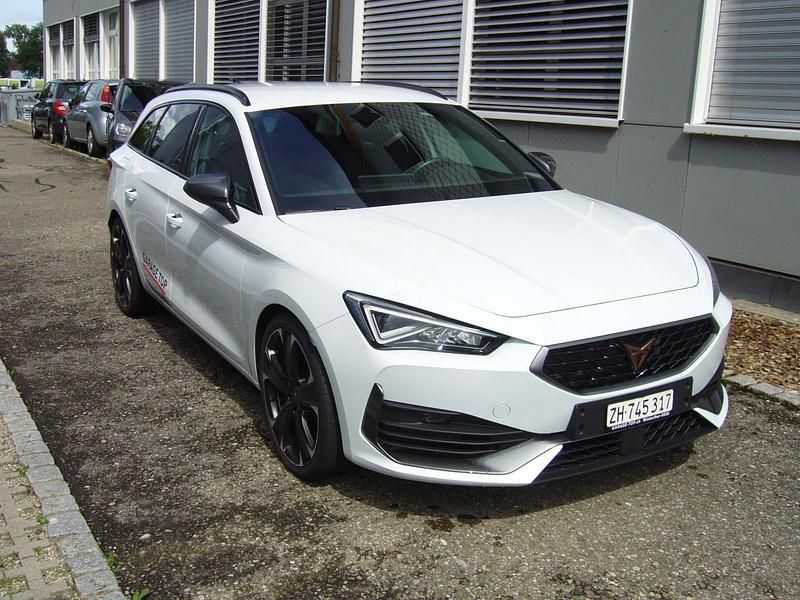 Gebraucht Cupra Leon 310 PS (228 kW) 2023 Weiss Kombi