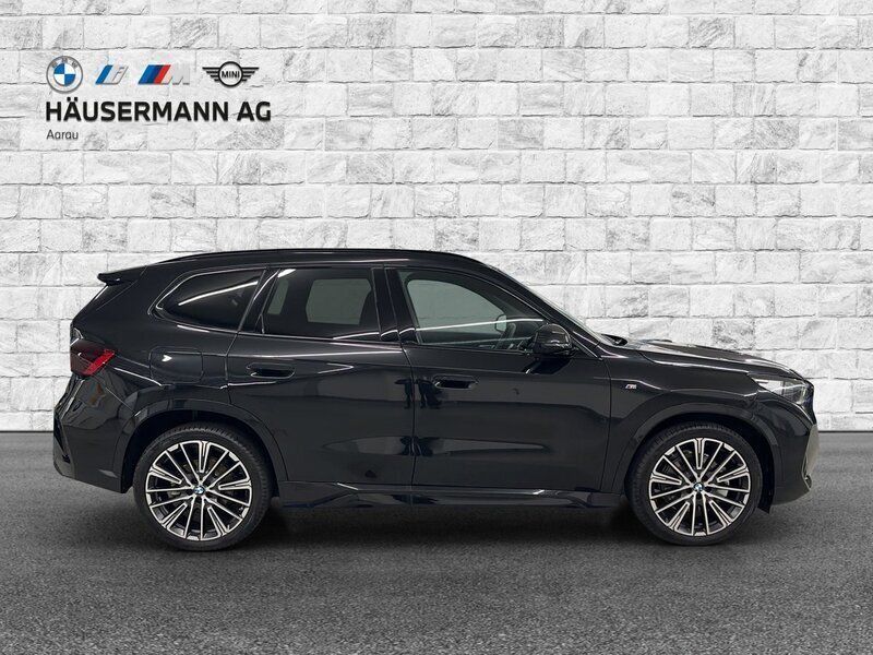 Gebraucht BMW X1 Luxury Line 211 PS (155 kW) 2023 Schwarz SUV