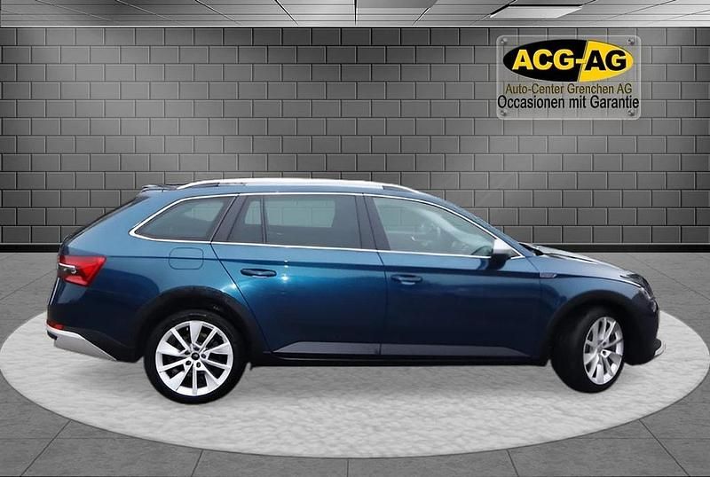 Gebraucht Skoda Superb SportLine 190 PS (139 kW) 2020 Kombi