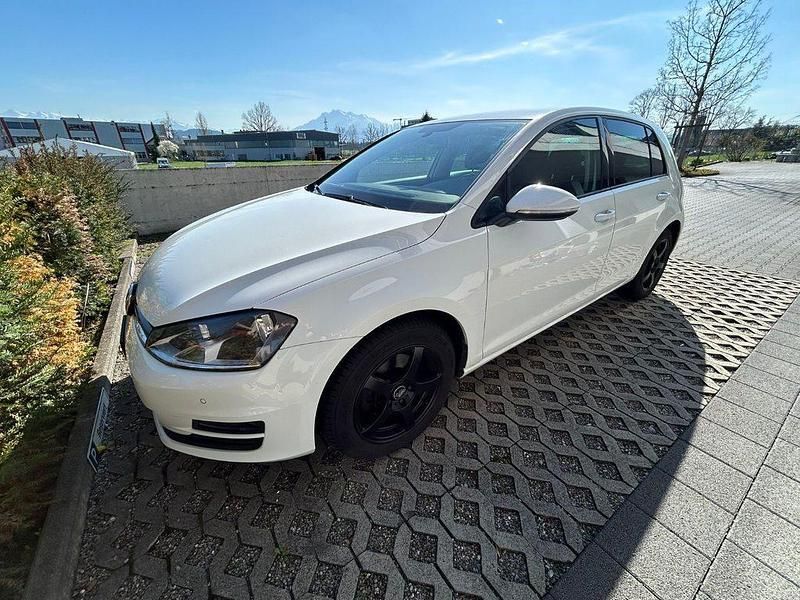 Gebraucht 2015 VW Golf VII Comfortline Limousine | CHF 9’900 (Guter Preis) - Bild 1/4