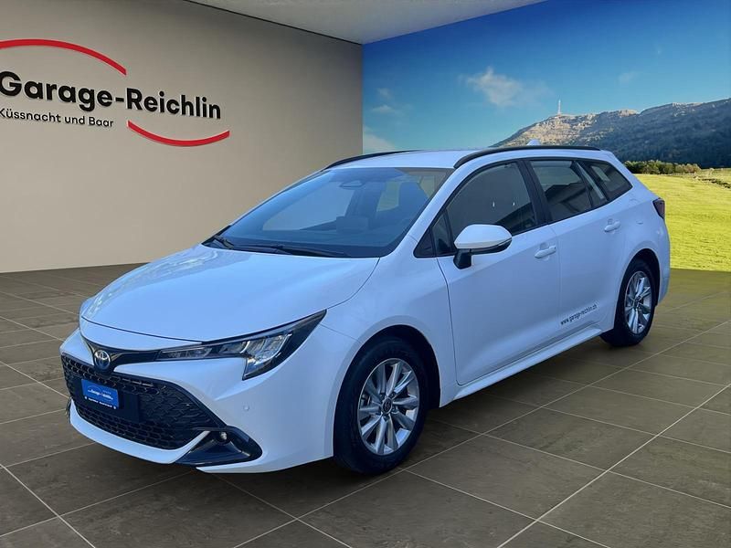 Gebraucht Toyota Corolla Comfort 140 PS (102 kW) 2024 Weiss Kombi
