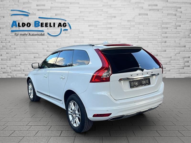 Gebraucht Volvo XC60 Summum 215 PS (158 kW) 2013 Weiss SUV