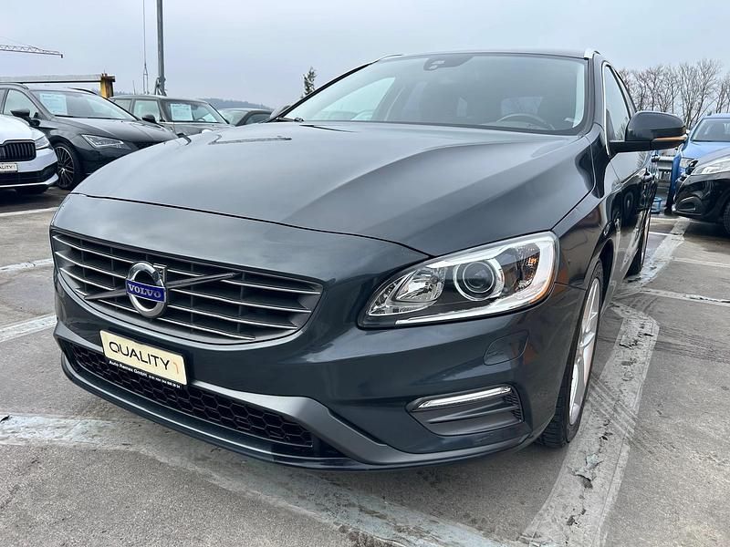 Gebraucht Volvo V60 Summum 181 PS (133 kW) 2014 Kombi