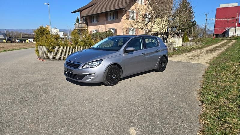 Gebraucht Peugeot 308 Active 125 PS (91 kW) 2013