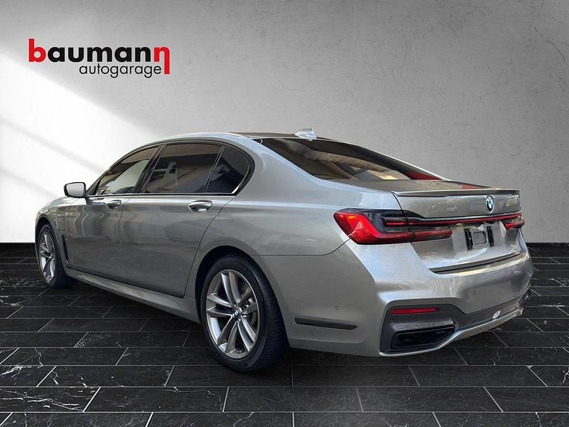 Gebraucht BMW 745e Shadowline 394 PS (289 kW) 2020 Limousine