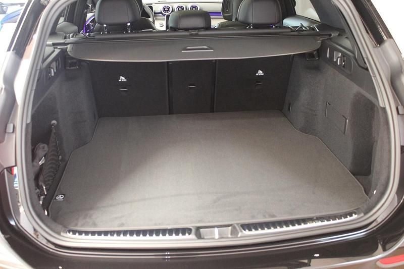 Gebraucht Mercedes C220 AMG line 200 PS (147 kW) 2024 Kombi