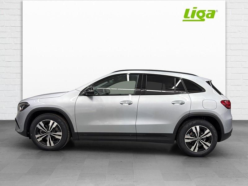 Neu Mercedes GLA200 Progressive 177 PS (130 kW) 2026 SUV