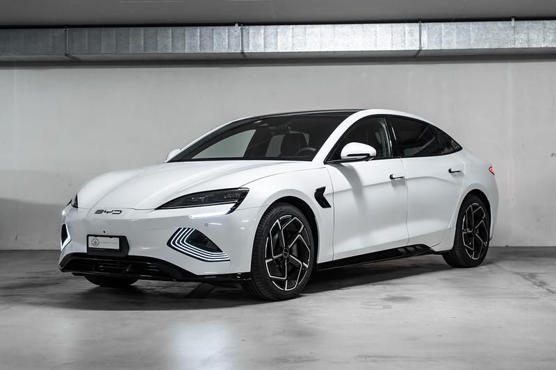 Gebraucht BYD Seal 389 kW (530 PS) 2025 Weiss Limousine