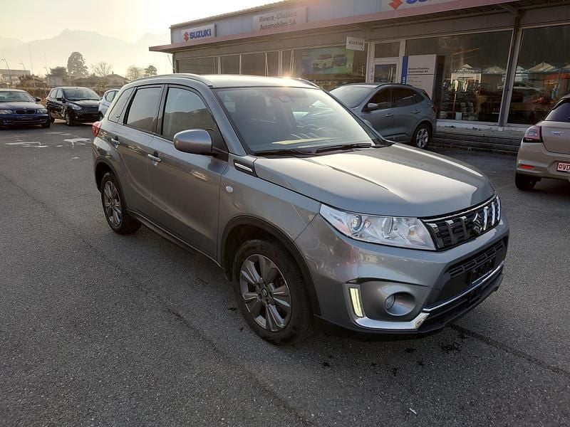 Gebraucht Suzuki Vitara 140 PS (102 kW) 2019 Anthrazit SUV
