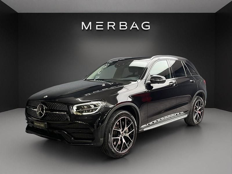 Gebraucht Mercedes GLC300e AMG line 211 PS (155 kW) 2022 Schwarz SUV