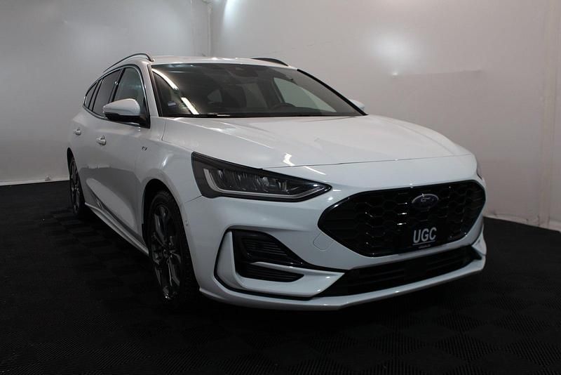 Gebraucht Ford Focus ST-Line 155 PS (114 kW) 2023 Kombi