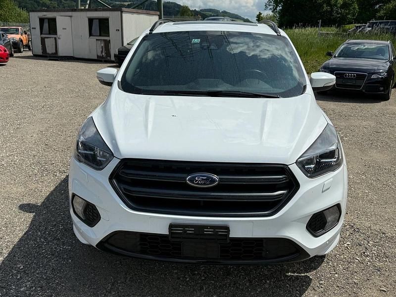 Gebraucht 2018 Ford Kuga ST-Line SUV | CHF 11’200 (Guter Preis) - Bild 1/4