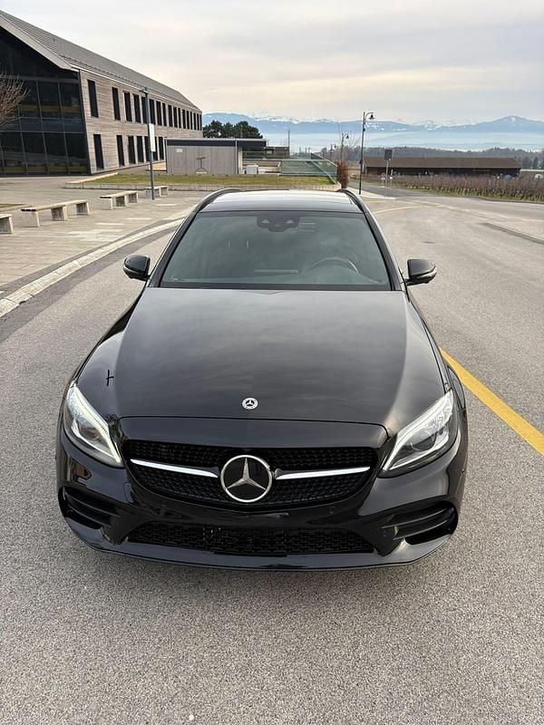 Gebraucht Mercedes C220 AMG line 194 PS (142 kW) 2021