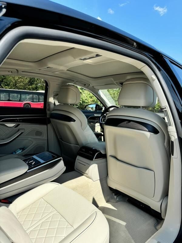 Gebraucht Audi A8 462 PS (339 kW) 2024 Limousine