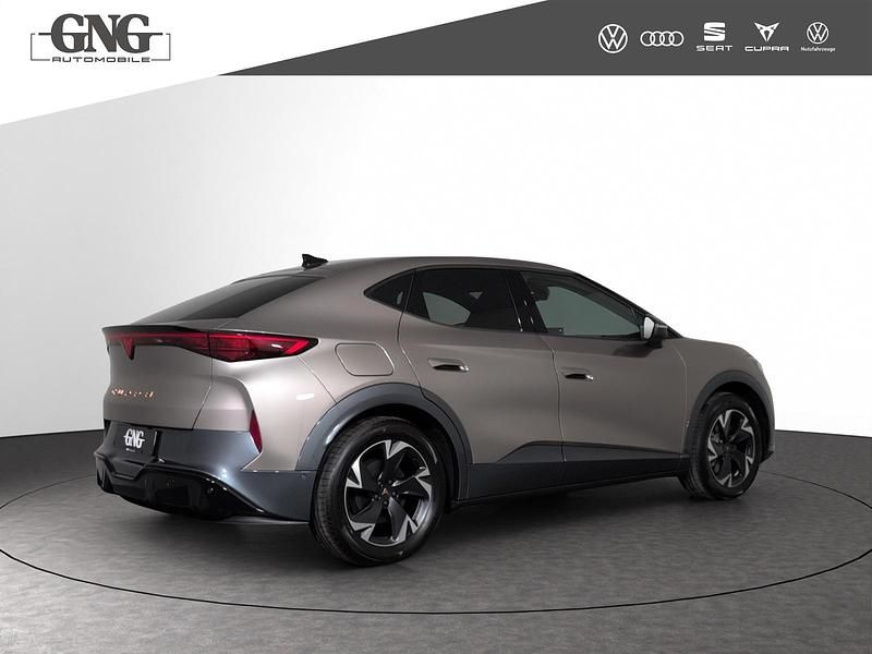 Neu Cupra Tavascan 210 kW (286 PS) 2026 Beige SUV