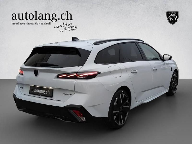 Neu Peugeot 308 SW GT 196 PS (144 kW) 2026 Weiss Kombi