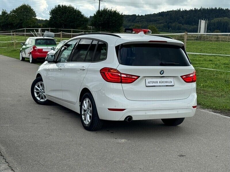 Gebraucht BMW 218 Gran Tourer Luxury Line 150 PS (110 kW) 2016 Van / Kleinbus